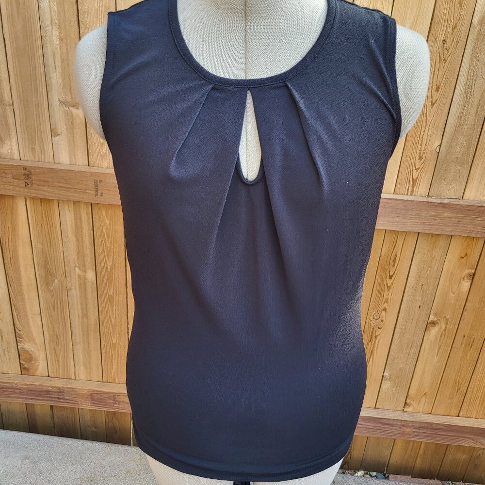 Ann Taylor women's black knit sleeveless keyhole neck top size small